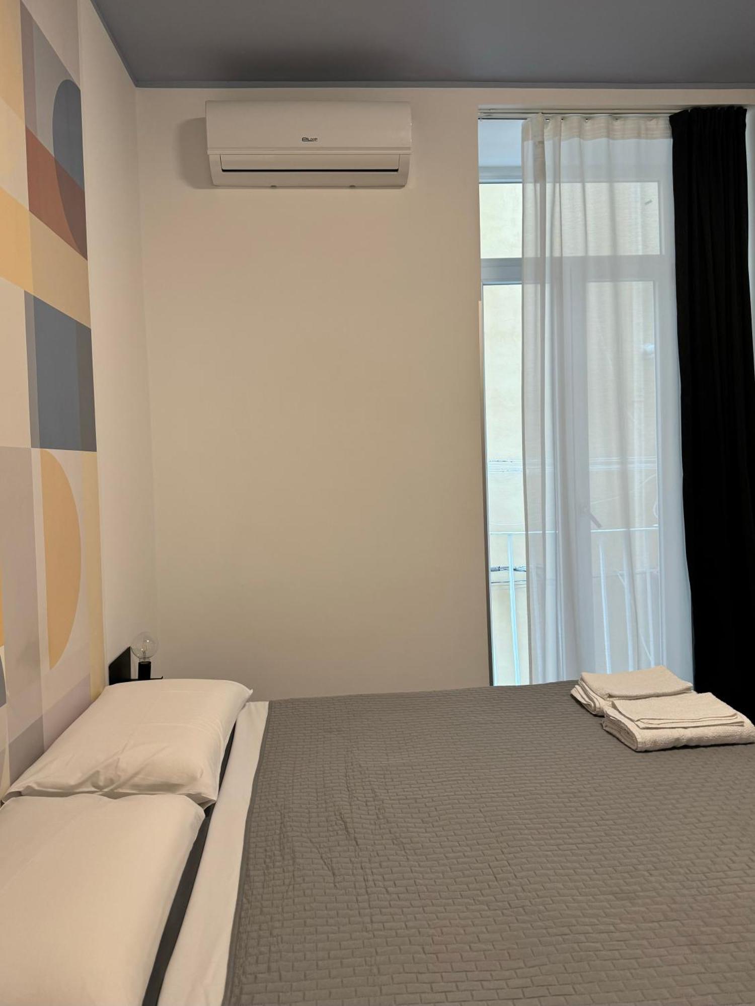 Sleep Inn Toledo - Self Check-In Napoli Esterno foto